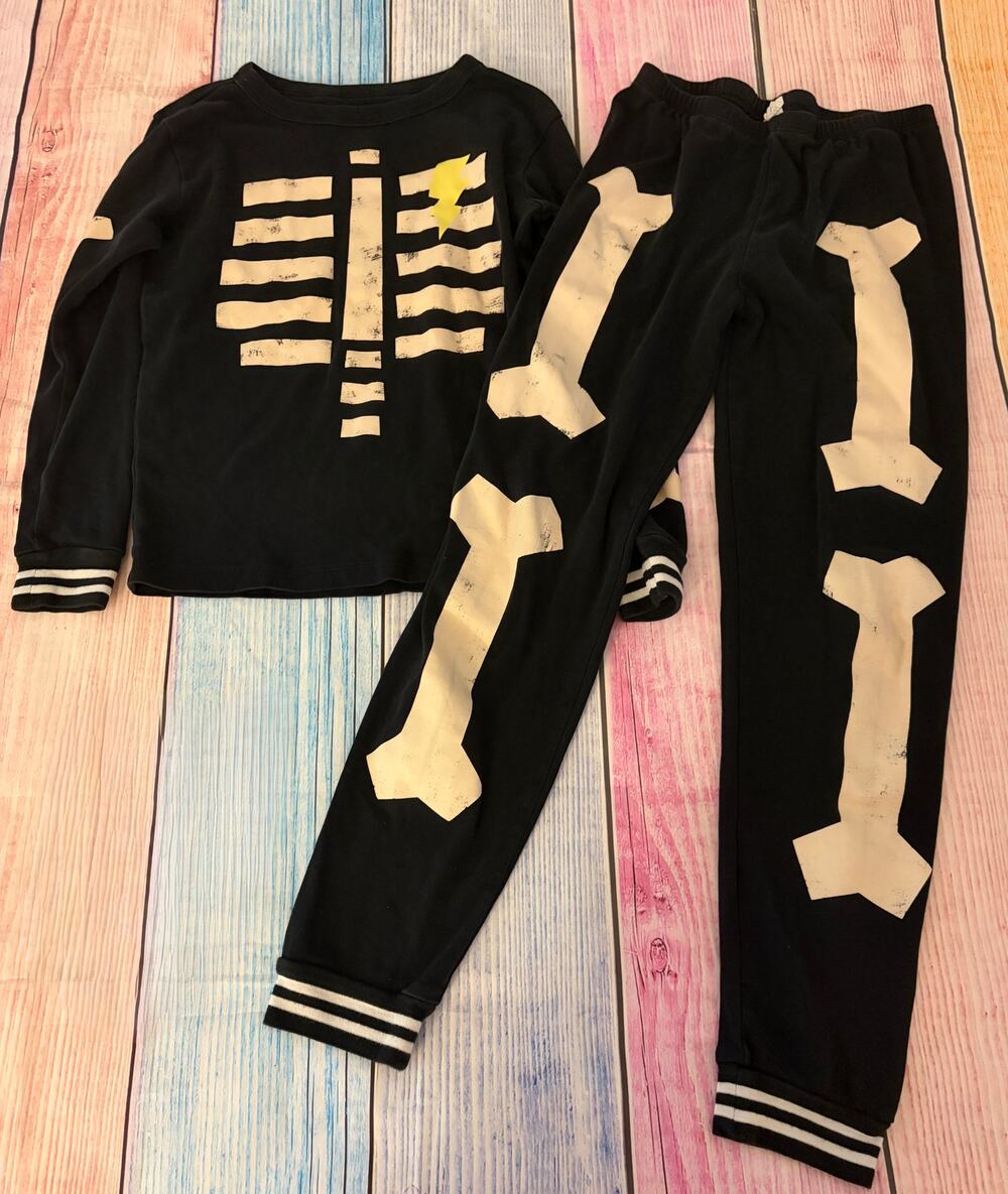 Gymboree Boys Black Skeleton Pajamas Size 14 EUC Spooky Sleepwear Halloween Boo